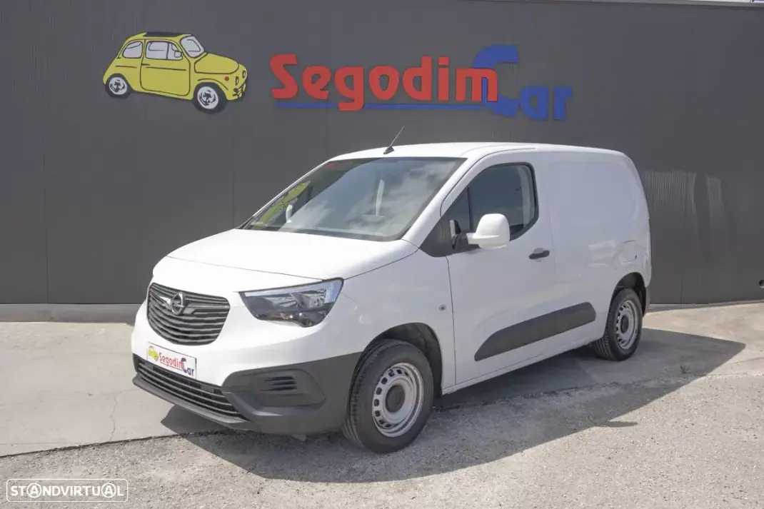 Opel COMBO 2019 - 12500 EUR, 113000 km - AUTO.MOTO.pt - 113000km - foto 1 de 19