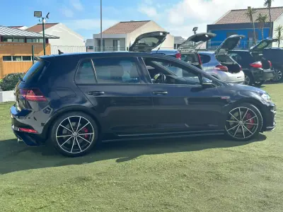Volkswagen Golf 2019 - 31700 EUR, 98053 km - AUTO.MOTO.pt - 98053km - foto 7 de 20