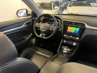 MG ZS 2020 - 17990 EUR, 40000 km - AUTO.MOTO.pt - 40000km - foto 15 de 60