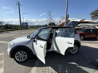 MINI Countryman 2013 - 14900 EUR, 167568 km - AUTO.MOTO.pt - 167568km - foto 10 de 17