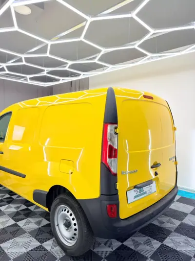 Renault Kangoo 2018 - 9500 EUR, 52400 km - AUTO.MOTO.pt - 52400km - foto 6 de 18