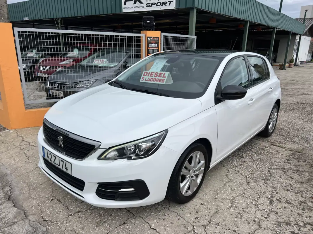 Peugeot 308 2019 - 12750 EUR, 142695 km - AUTO.MOTO.pt - 142695km - foto 2 de 19