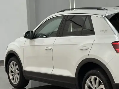 Volkswagen T-Roc 2022 - 21490 EUR, 71000 km - 71000km - foto 19 de 31