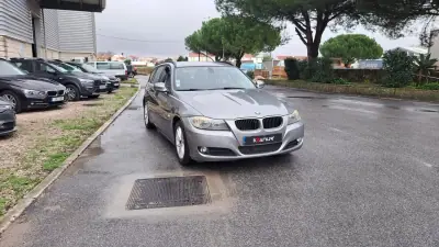 BMW 320 2010 - 12890 EUR, 157813 km - AUTO.MOTO.pt - 157813km - foto 13 de 41