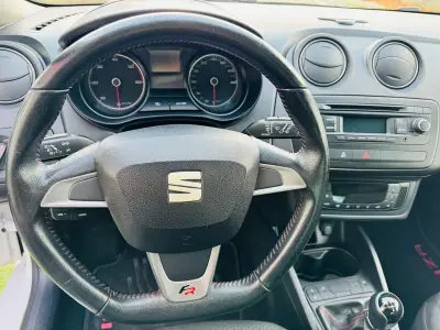 SEAT Ibiza 2013 - 12000 EUR, 120000 km - AUTO.MOTO.pt - 120000km - foto 13 de 17