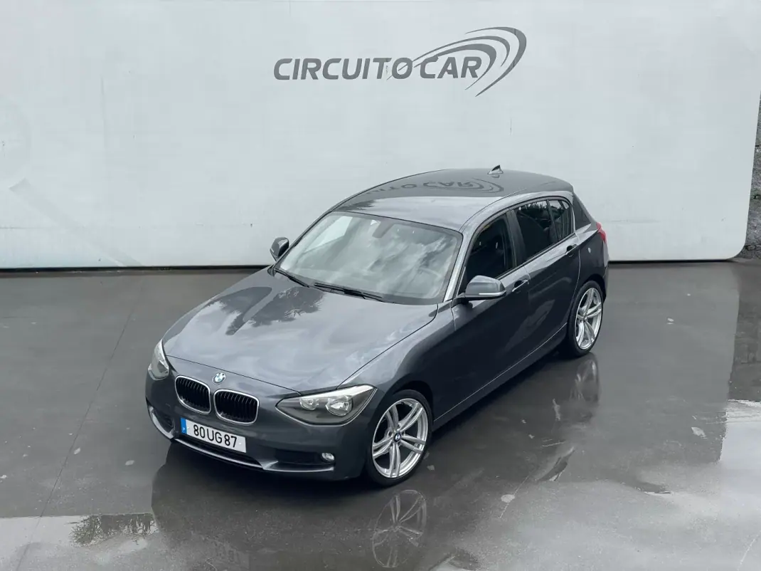 BMW 116 2013 - 10750 EUR, 174770 km - AUTO.MOTO.pt - 174770km - foto 4 de 8