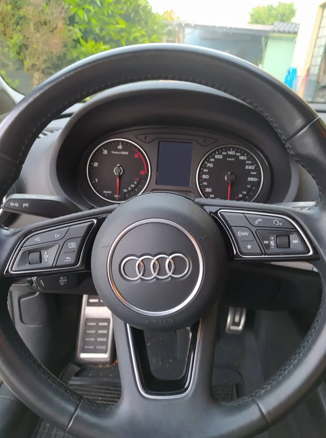 Audi A3 Limousine 2016 - 16500 EUR, 120000 km - 120000km - foto 3 de 5