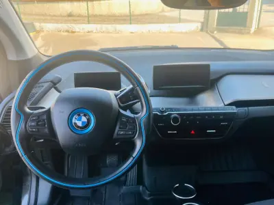 BMW i3 2019 - 20450 EUR, 50000 km - AUTO.MOTO.pt - 50000km - foto 7 de 11
