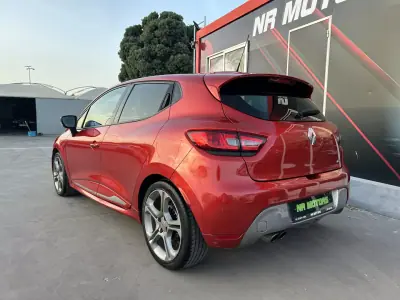 Renault Clio 2014 - 10947 EUR, 134000 km - AUTO.MOTO.pt - 134000km - foto 6 de 23