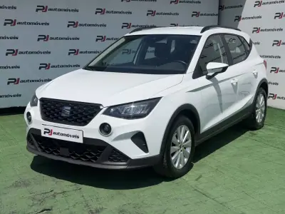 SEAT Arona 2021 - 15500 EUR, 68935 km - AUTO.MOTO.pt - 68935km - foto 1 de 21