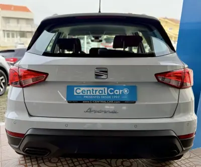 SEAT Arona 2023 - 16950 EUR, 36000 km - AUTO.MOTO.pt - 36000km - foto 8 de 25