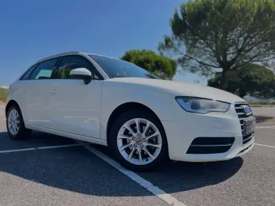 Audi A3 2014 - 11950 EUR, 213000 km - 213000km - foto 11 de 13