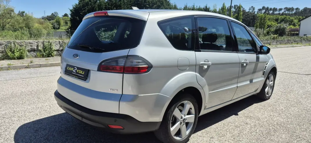Ford S-Max 2008 - 10950 EUR, 158000 km - AUTO.MOTO.pt - 158000km - foto 28 de 28