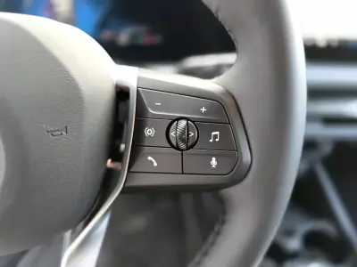 BMW 116 2025 - 30500 EUR, 14400 km - AUTO.MOTO.pt - 14400km - foto 20 de 39