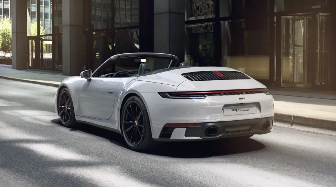 Porsche 992 2021 - 159000 EUR, 20443 km - AUTO.MOTO.pt - 20443km - foto 1 de 18