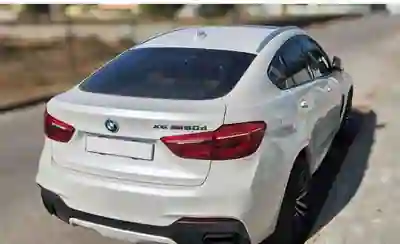 BMW X6 2015 — foto 5 de 7