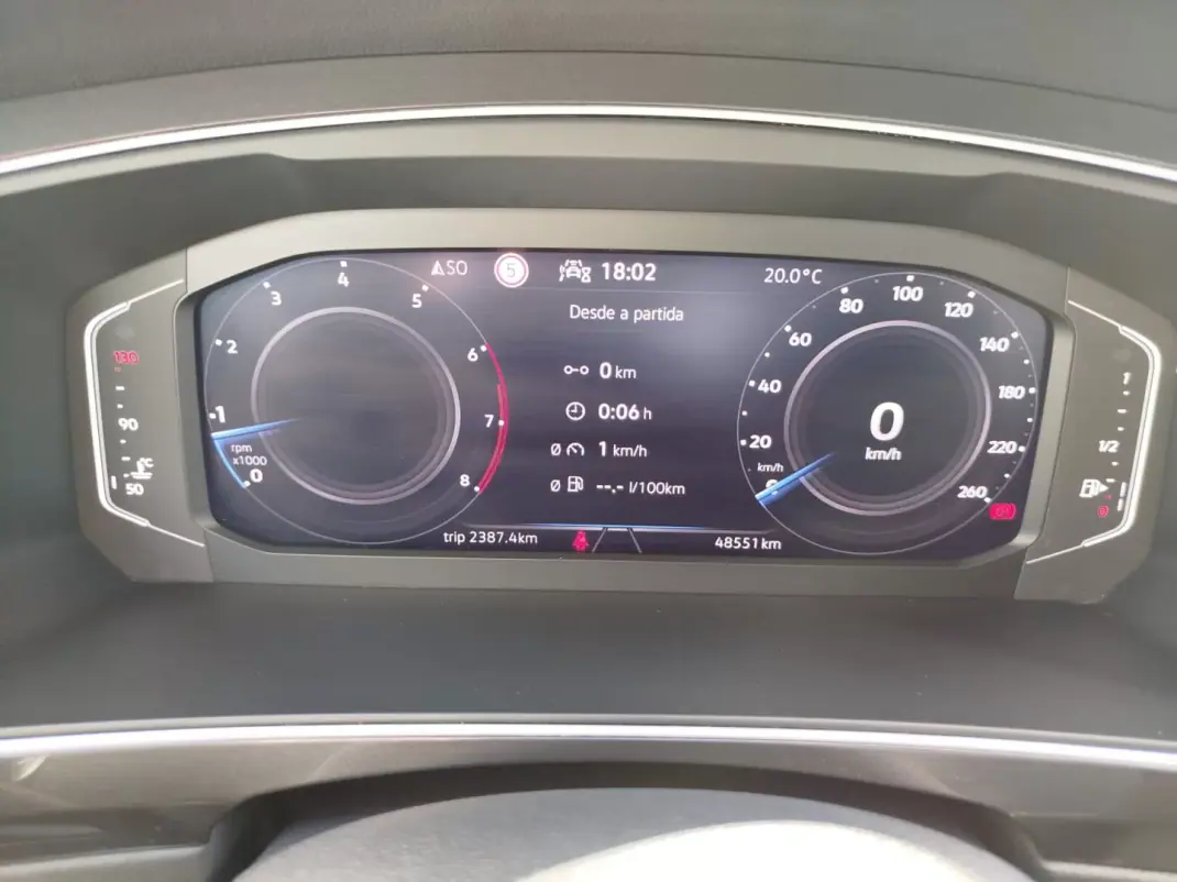 Volkswagen Tiguan 2020 - 22950 EUR, 48551 km - AUTO.MOTO.pt - 48551km - foto 12 de 22