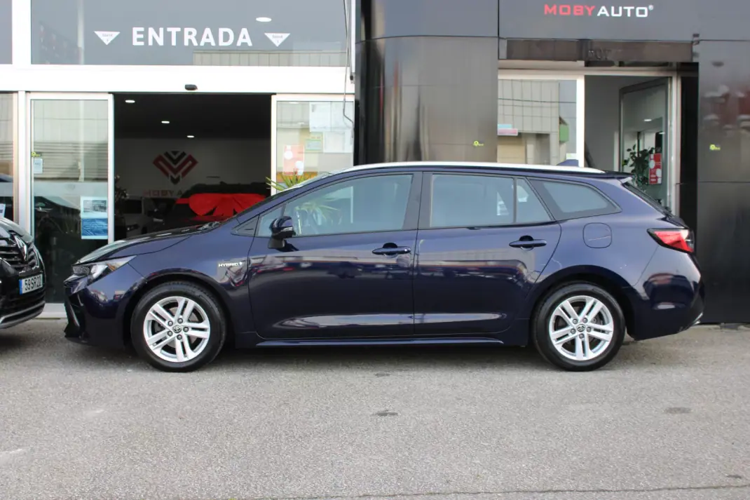 Toyota Corolla Touring Sports 2021 - 21900 EUR, 126096 km - AUTO.MOTO.pt - 126096km - foto 5 de 26