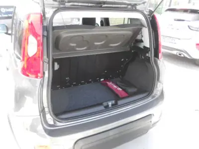 Fiat Panda 2024 - 12900 EUR, 19045 km - AUTO.MOTO.pt - 19045km - foto 10 de 13