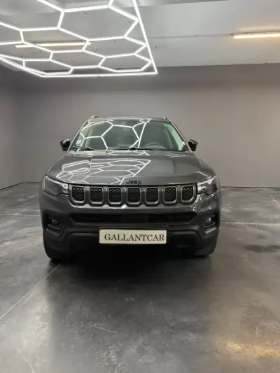 Jeep Compass 2022 - 21900 EUR, 116655 km - AUTO.MOTO.pt - 116655km - foto 2 de 35