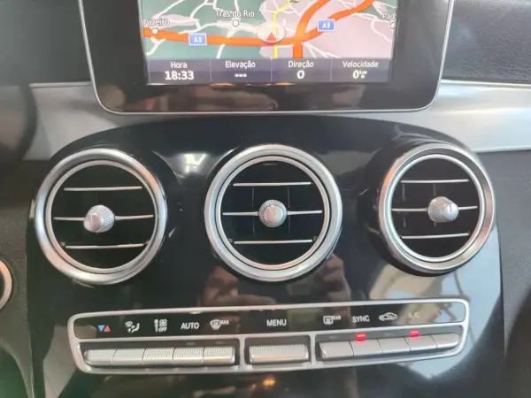 Mercedes-Benz C 250 2016 - 25990 EUR, 219000 km - AUTO.MOTO.pt - 219000km - foto 25 de 38
