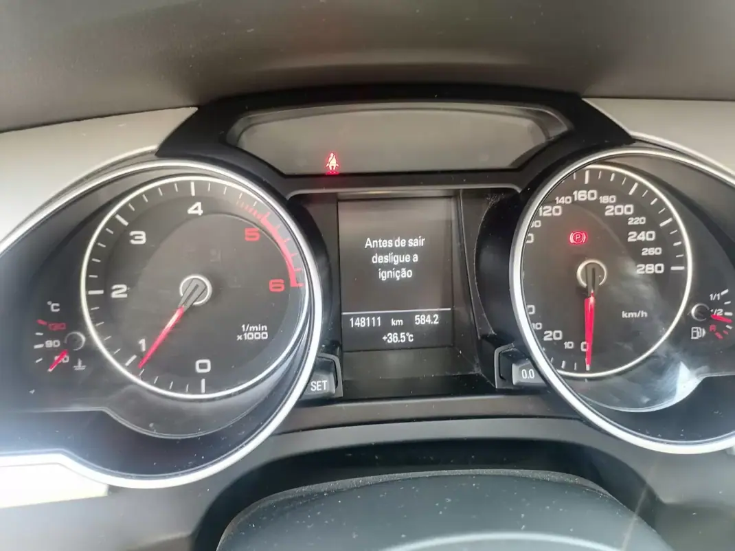 Audi A5 2017 - 26900 EUR, 148111 km - 148111km - foto 14 de 17