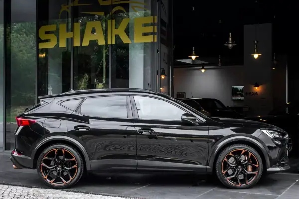 Cupra Formentor 2022 - 59900 EUR, 60788 km - AUTO.MOTO.pt - 60788km - foto 5 de 53