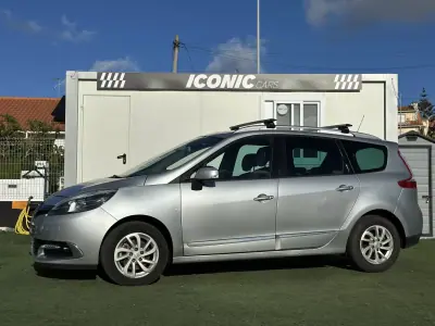 Renault Grand Scénic 2015 - 7990 EUR, 242000 km - AUTO.MOTO.pt - 242000km - foto 1 de 42