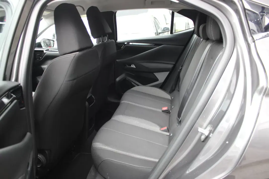 DS DS4 2022 - 25400 EUR, 78029 km - AUTO.MOTO.pt - 78029km - foto 8 de 22