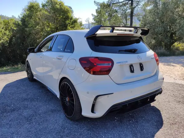 Mercedes-Benz A 45 AMG 2016 - 32500 EUR, 122000 km - AUTO.MOTO.pt - 122000km - foto 6 de 23