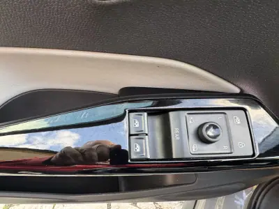 Volkswagen ID.3 2020 - 19500 EUR, 94000 km - AUTO.MOTO.pt - 94000km - foto 40 de 44