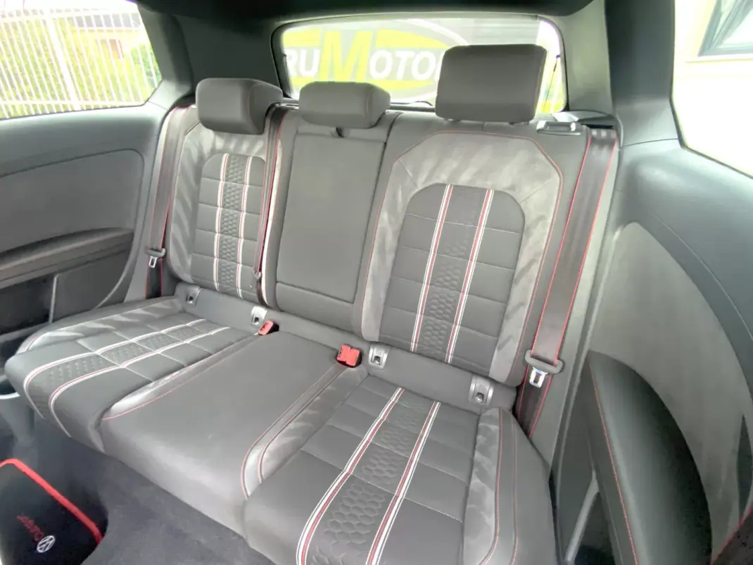 Volkswagen Golf 2017 - 29000 EUR, 55447 km - 55447km - foto 14 de 16