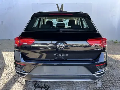 Volkswagen T-Roc 2021 - 24500 EUR, 122000 km - AUTO.MOTO.pt - 122000km - foto 7 de 16