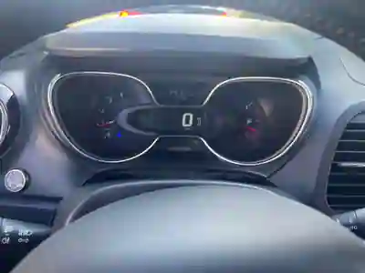 Renault Captur 2015 — foto 5 de 5