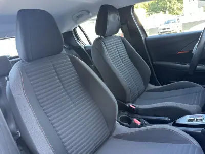 Peugeot 208 2023 - 14900 EUR, 160000 km - 160000km - foto 56 de 64