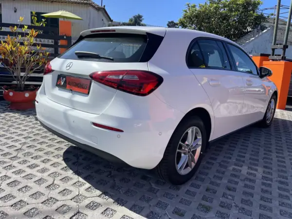 Mercedes-Benz A 180 2018 - 20950 EUR, 168400 km - AUTO.MOTO.pt - 168400km - foto 7 de 12