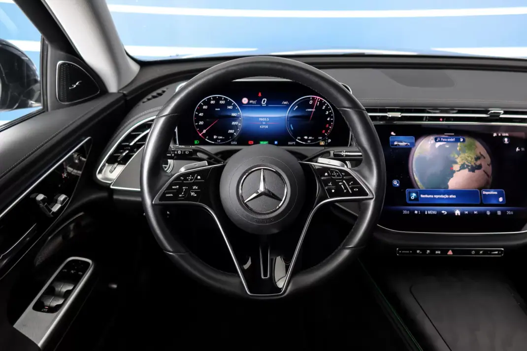 Mercedes-Benz E 300 2024 - 61000 EUR, 42930 km - AUTO.MOTO.pt - 42930km - foto 7 de 22