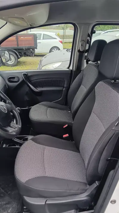 Mercedes-Benz Citan 2018 - 9500 EUR, 399443 km - AUTO.MOTO.pt - 399443km - foto 8 de 18
