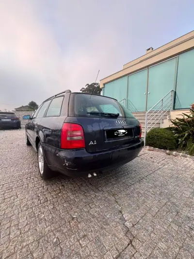 Audi A4 Avant 1998 - 899 EUR, 305000 km - AUTO.MOTO.pt - 305000km - foto 6 de 19
