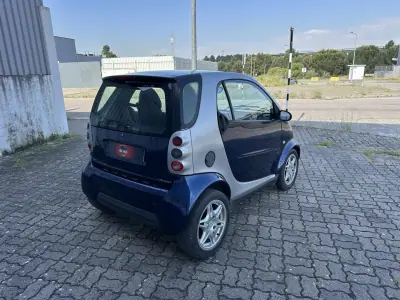 Smart ForTwo Coupé 2004 - 3490 EUR, 193000 km - AUTO.MOTO.pt - 193000km - foto 4 de 15