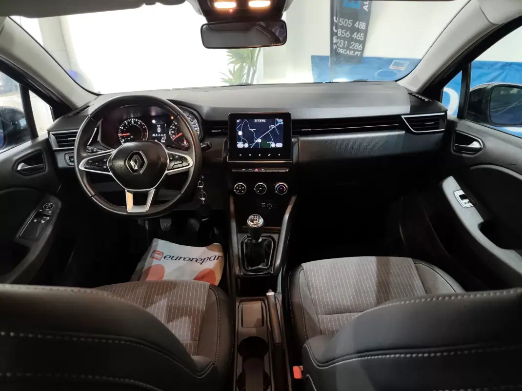 Renault Clio 2022 - 12990 EUR, 106000 km - AUTO.MOTO.pt - 106000km - foto 20 de 24