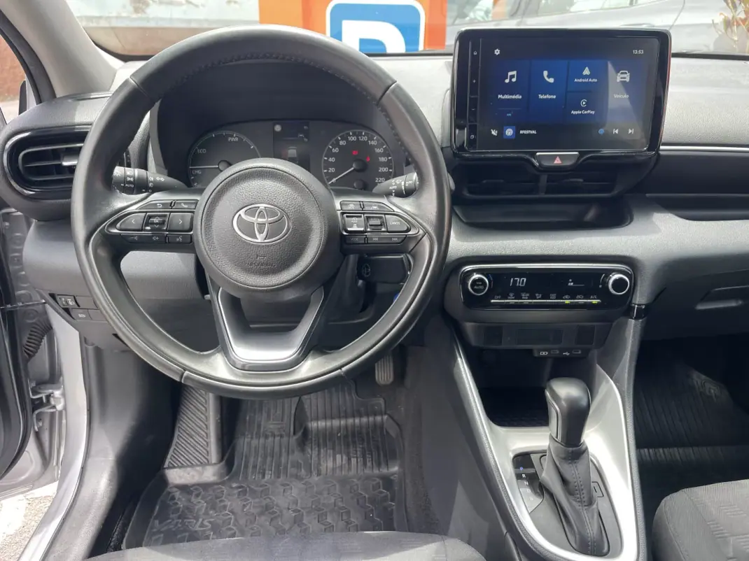 Toyota Yaris 2024 - 23500 EUR, 63319 km - AUTO.MOTO.pt - 63319km - foto 10 de 12