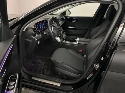 Mercedes-Benz C 220 2023 - 41490 EUR, 98100 km - AUTO.MOTO.pt - 98100km - foto 7 de 12