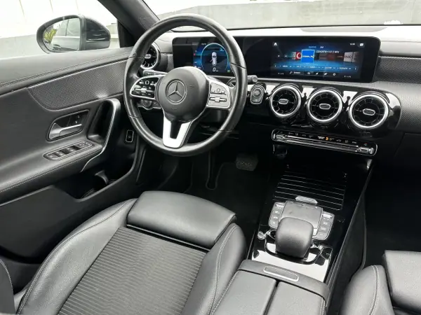 Mercedes-Benz CLA 180 2021 - 26900 EUR, 180000 km - AUTO.MOTO.pt - 180000km - foto 32 de 67