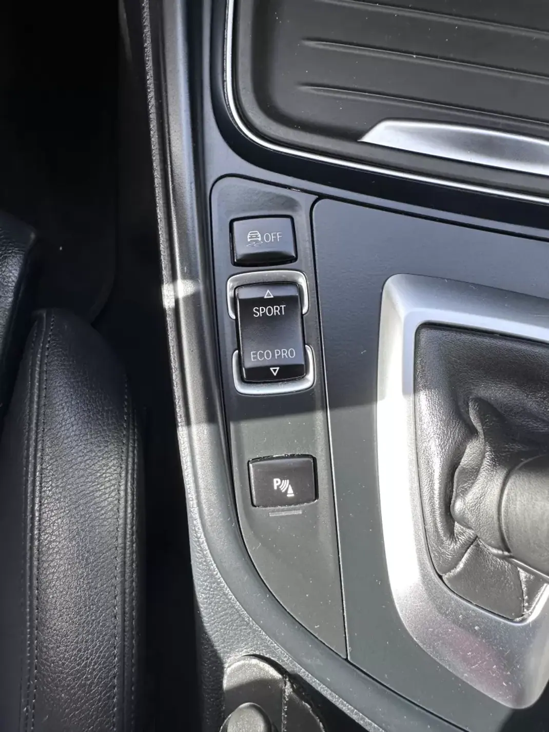 BMW 420 Gran Coupé 2015 - 19500 EUR, 230000 km - AUTO.MOTO.pt - 230000km - foto 38 de 54