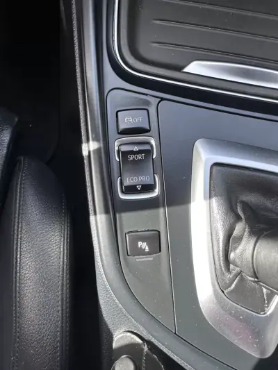 BMW 420 Gran Coupé 2015 - 19500 EUR, 230000 km - AUTO.MOTO.pt - 230000km - foto 38 de 54