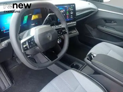 Renault Mégane E-Tech 2026 - 35000 EUR, 3000 km - AUTO.MOTO.pt - 3000km - foto 10 de 19