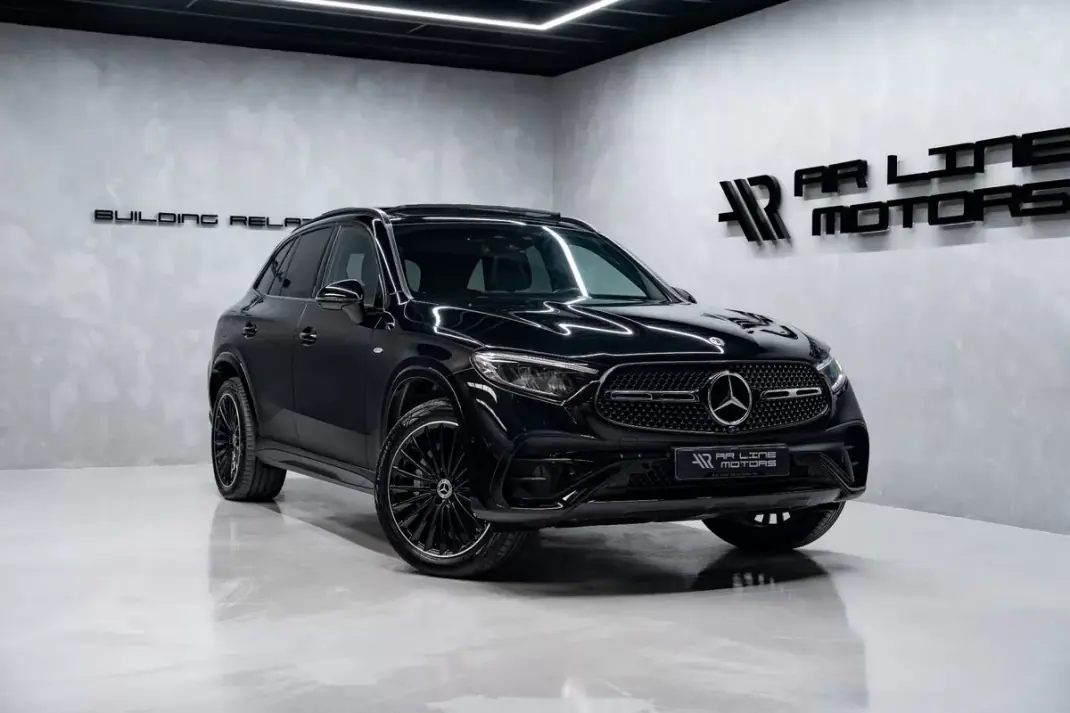 Mercedes-Benz GLC 300 2025 - 71950 EUR, 13000 km - AUTO.MOTO.pt - 13000km - foto 3 de 35