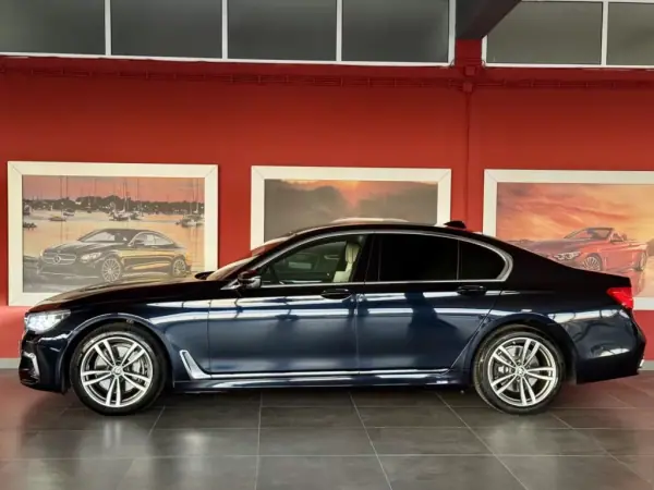 BMW 730 2017 - 44990 EUR, 79085 km - AUTO.MOTO.pt - 79085km - foto 12 de 30