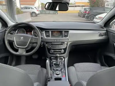 Peugeot 508 SW 2013 - 9900 EUR, 227000 km - AUTO.MOTO.pt - 227000km - foto 7 de 12